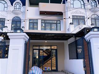 Gia đình cần bán nhà riêng tại đoàn nguyễn tuấn, 3,35 tỷ, 150m2, 3pn, 3wc, pháp lý đầy đủ