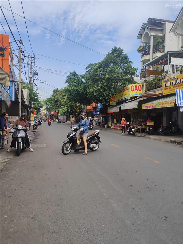 Bán nhà góc 3 mặt tiền nguyễn thị kiểu, dt 6.3m x 28m, đct 15tr/tháng, giá 11.98 tỷ