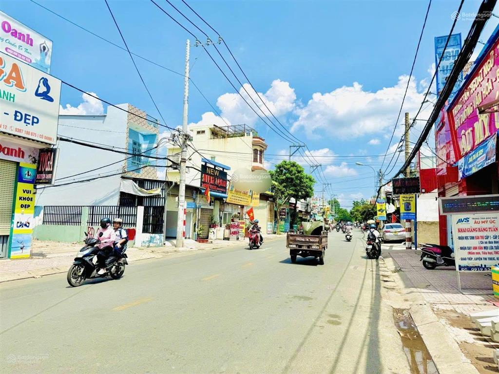 Bán nhà góc 3 mặt tiền nguyễn thị kiểu, dt 6.3m x 28m, đct 15tr/tháng, giá 11.98 tỷ