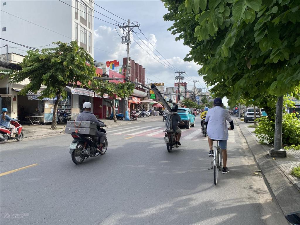 Lô góc 2 mt đường nguyễn ảnh thủ gần tô ký, dt 10x18m, giá 20 tỷ tl