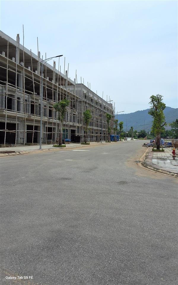 Chỉ 19tr/m2 đường rộng vỉa hè to tại tp hoà bình sổ hồng sang tên, 0931 315 ***