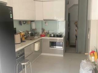 Bán nhà riêng tại cách mạng tháng tám, 11 tỷ, 42 m2, 3pn, 5wc, pháp lý đầy đủ