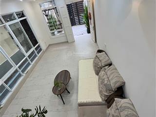 Định cư, bán nhà lê văn sỹ, phú nhuận  2 tầng, cn 60m2, gần mặt tiền, hđt 15 triệu, chỉ 8.9 tỷ tl