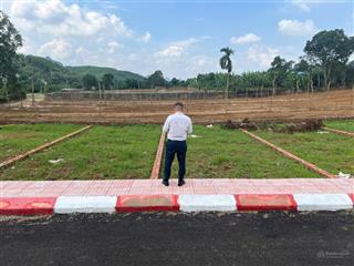Cần bán gấppp lô đất trung tâm thị trấn ba hàng đồi  hòa bình