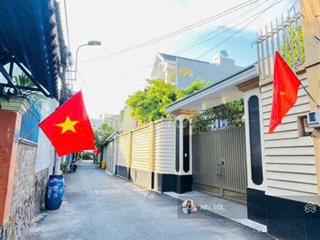 Chính chủ bán đất linh trung  thủ đức, sổ hồng riêng, giá chỉ 1 tỷ 800 triệu !!!
