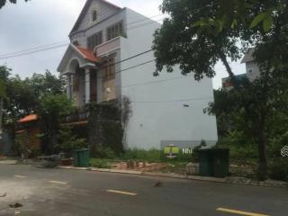 Em có lô đất 150m2 tại quốc lộ 50, bình đông, gò công, tiền giang, 490 triệu shr từng nền