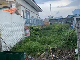 Ngã 3 tân lân, 1 lô 5x25 chỉ 592tr, shr sẵn, 1 xẹt ql50, cách cổng chào cần đước 900m.