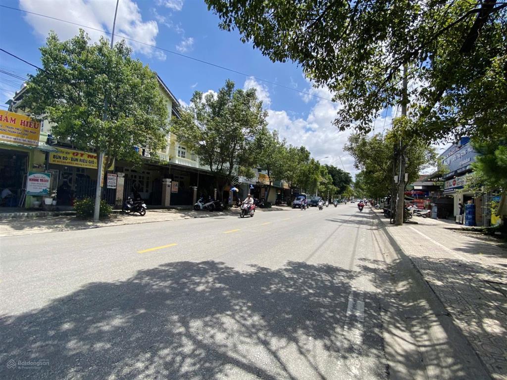 Bán đất mặt tiền nguyễn đình chiểu, đà lạt đang cho thuê 40 triệu/tháng. cách hồ xuân hương 500m