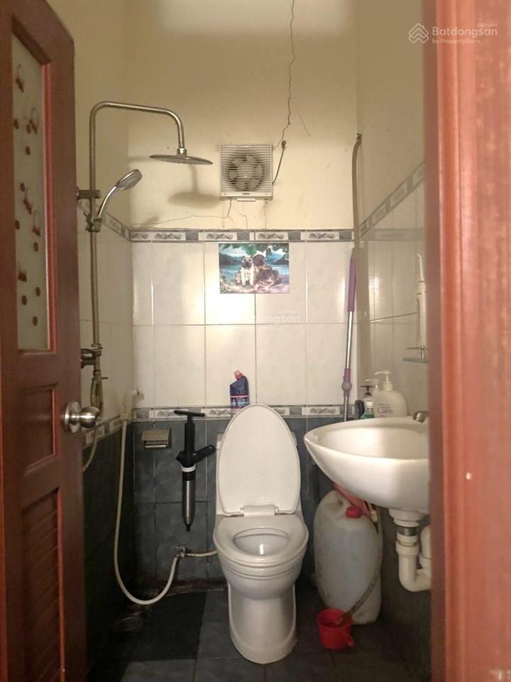 Nhà 2 tầng gần chợ lê văn sỹ 39m2 (4.1x8) 2pn 2wc  5.7 tỷ