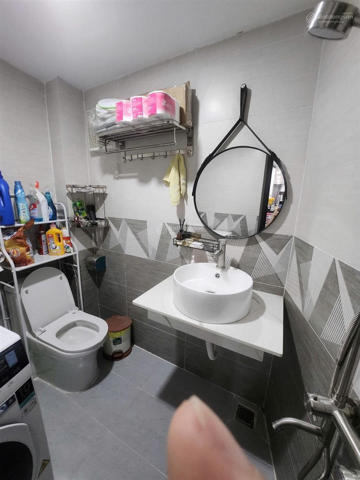 Bán nhà đẹp 2 tầng cmt8 34m2 gần tòa viettel  6.6 tỷ