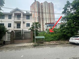 Bán gấp lô đất tái định cư vai réo 40tr/m sát đại lô thăng long gần đại học quốc gia