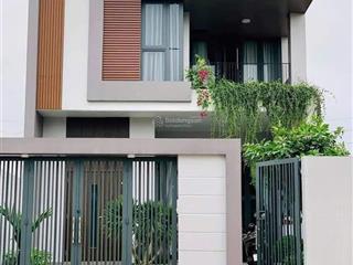 Bán nhà mới xây mt đinh đức thiện cần đước long an  diện tích 110m2  giá chỉ 2 tỷ 200  shr