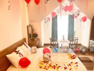 Bán khách sạn mặt tiền 17 phòng, thu nhập 100 tr/th bên cạnh bến xe liên tỉnh đà lạt