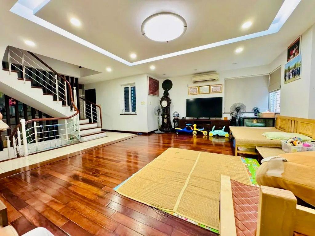 Nhà phân lô Trung Kính - Cầu Giấy, 78m, 3 mặt thoáng, 6 tầng, 4PN, Ngõ Nông, Gara Ô tô, 31.95 tỷ