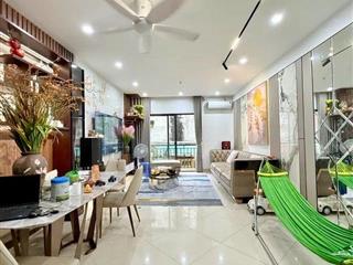 Bán Nhà Đẹp 50m Phố Cầu Giấy, 4PN, 6 Tầng Chắc Chắn, Ngõ Nông Rộng, 3 Bước Ra Ô tô Tránh, 19,2 Tỷ