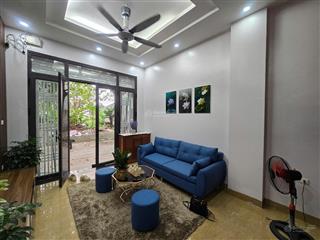 Nhà đẹp phố xốm dân xây chắc chắn full nội thất chỉ việc ở ngay gần ô tô giá chỉ 5.85