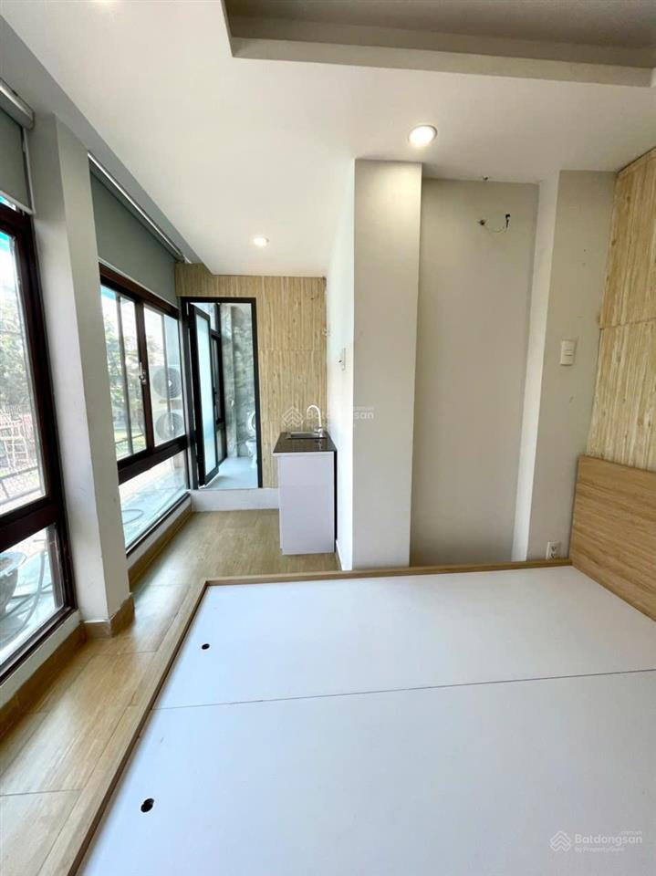 Cho thuê phòng hẻm an ninh ngay cầu bason, trường đh xã hội và nhân văn q1