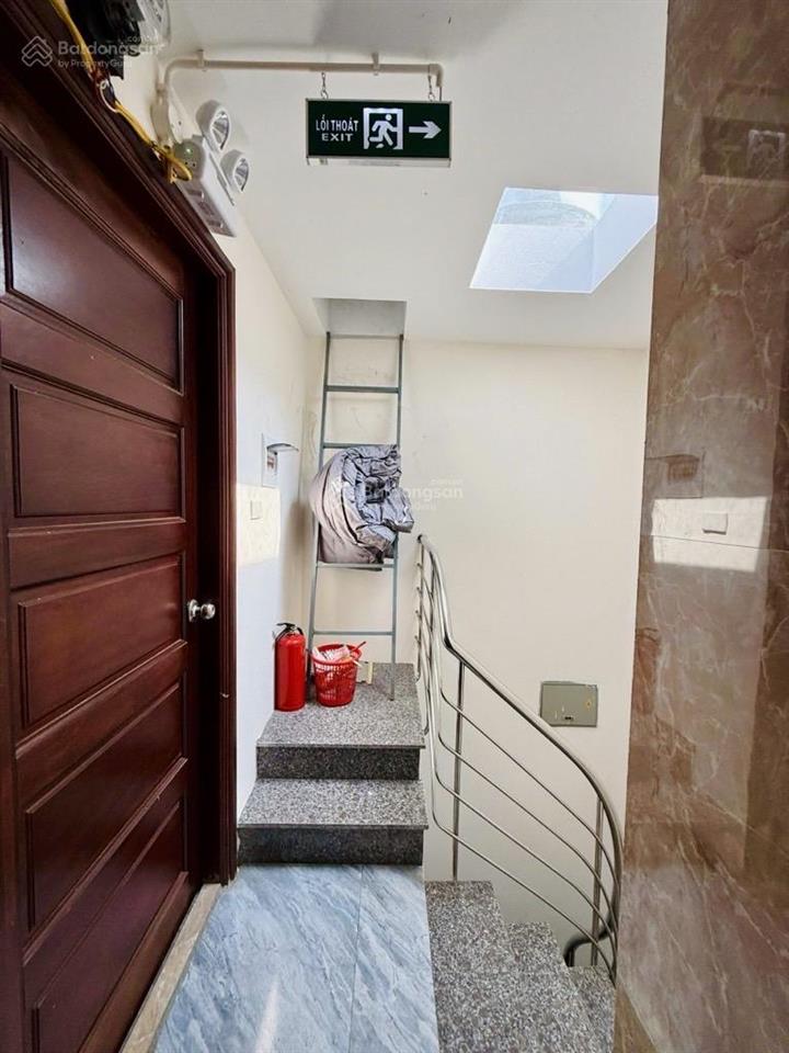 Chung cư dòng tiền 50 m 9 phòng, thang máy 6 tầng đầy đủ pccc thoát hiểm giá 12 tỷ