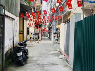 Nhà ngay mặt phố tam trinh ô tô vào nhà , 60 m 13 tỷ