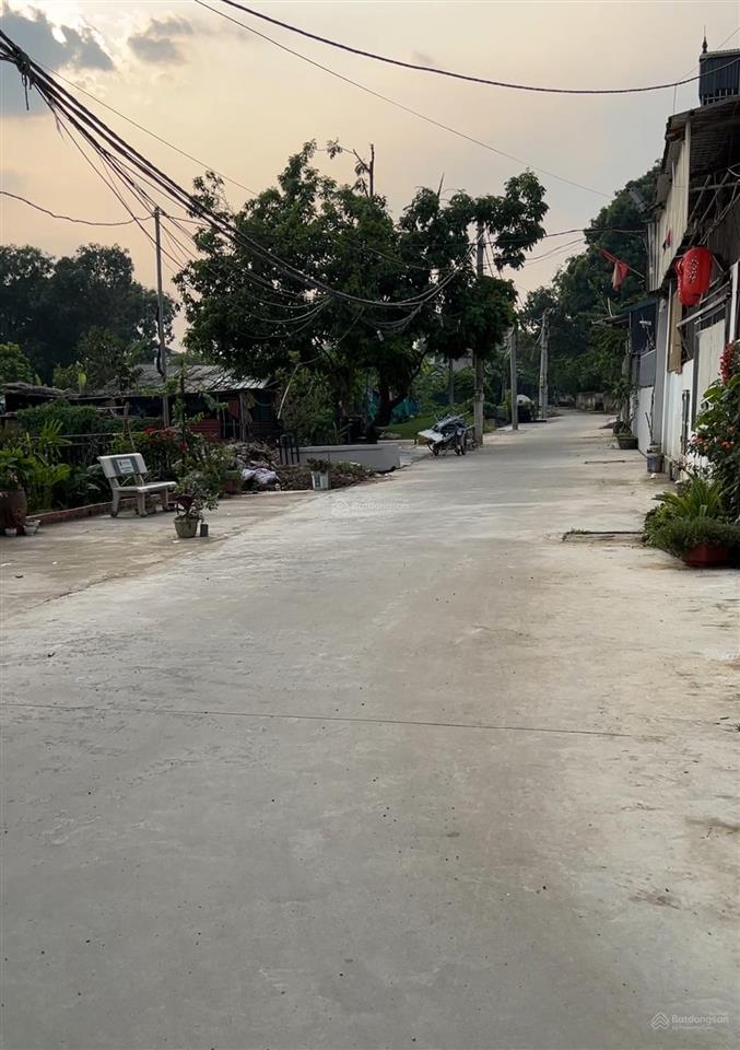 Bán đất tam hưng thanh oai ô tô đua nở hậu diện tích 100m2, mặt tiền 5m, hậu 5,12m