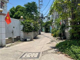 Chủ đi mỹ  nhà đẹp ngang 9,5m, lâu đời  hẻm 8m đường đht42, q. 12  193m2  giá 11. x tỷ
