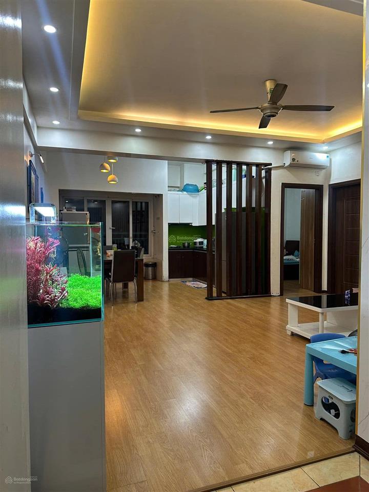 Bán gấp căn hộ no1 chung cư 282 lĩnh nam, dt 92.7m2 3pn, 2vs,  0989 250 ***