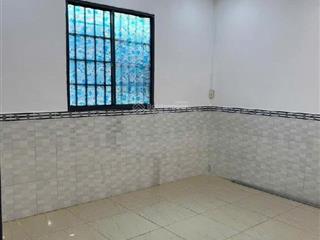 Nhà cấp 4 kết cấu chắc chắn nhà hoàn thiện trong nhà còn mới p thạnh xuân q12