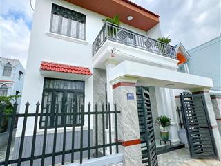 Bán nhà 88m2  3pn tại đường cộng đồng lộc hậu, cần giuộc, long an.
