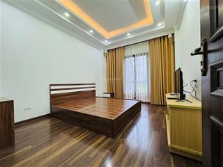 Bán nhà việt hưng, giá 7,05 tỷ, diện tích 48/55m2, mặt tiền 5m, ô tô 7 chỗ vào nhà.  0986 055 ***