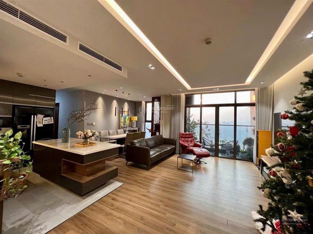 Chính chủ bán chung cư vinhome skylake 3 ngủ, view hồ skylake, 113m2, giá bán 13,8 tỷ full đồ