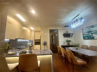 Cho thuê căn hộ starlake tây hồ 2 ngủ 101m2 view biệt thự vào ở được ngay