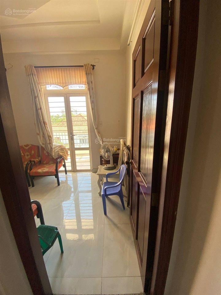 Hot ! cần bán nhà đi định cư sau cc vista, an phú, q2 dt 100 m2, nhỉnh 2x tỷ