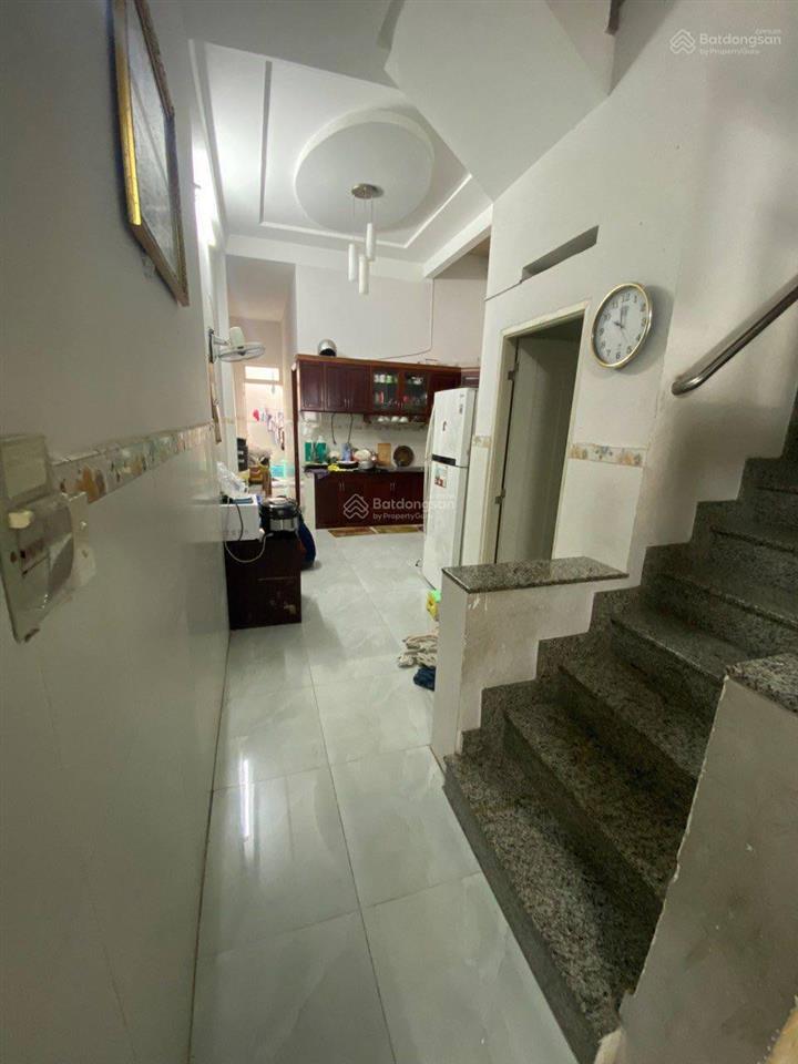 Hot ! cần bán nhà đi định cư sau cc vista, an phú, q2 dt 100 m2, nhỉnh 2x tỷ