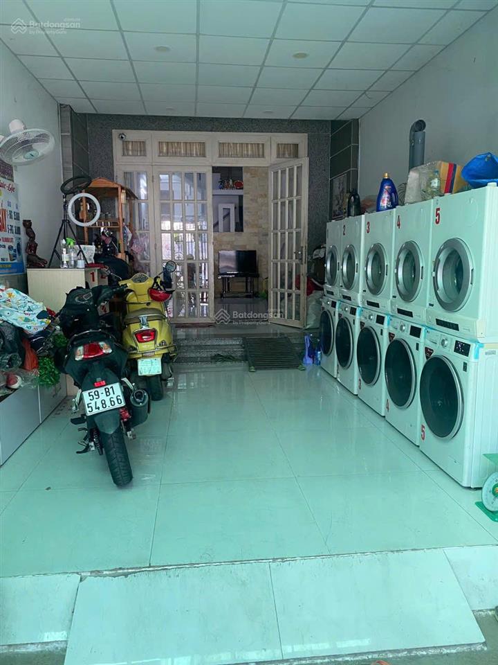 Hot ! cần bán nhà đi định cư sau cc vista, an phú, q2 dt 100 m2, nhỉnh 2x tỷ