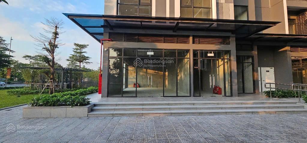 Cho thuê shophouse tại lý thánh tông, gia lâm, hà nội, 20 triệu, 50m2  hàng hot căn góc mặt đường