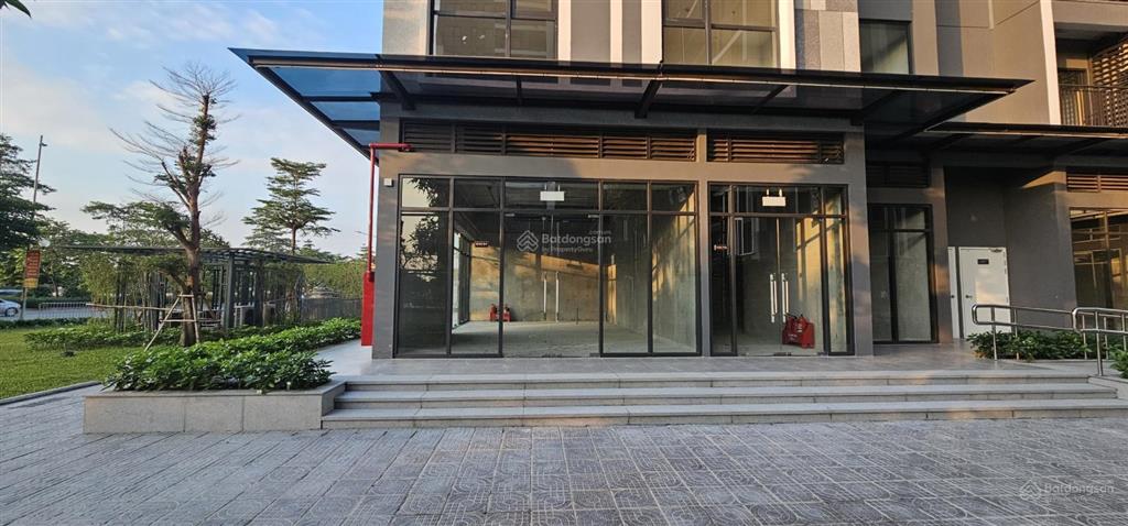 Chính chủ cần bán căn shop góc mặt đường lý thanh tông sổ lâu dài