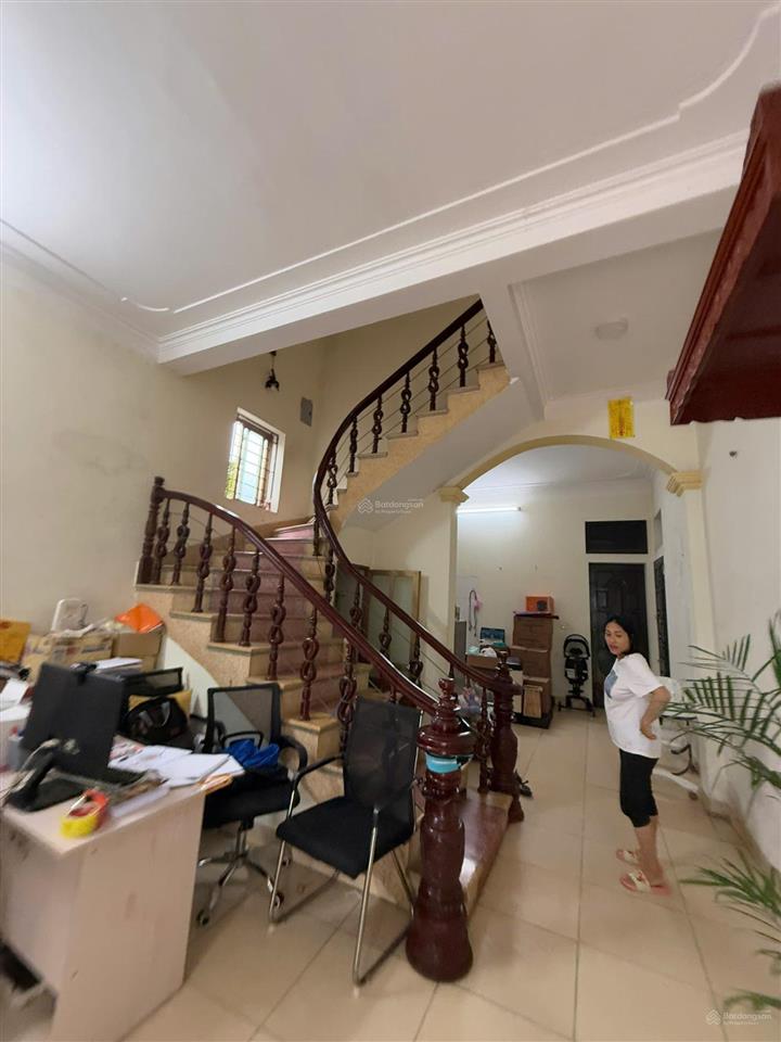 Nhà chính chủ cần bán, gần 140m, mặt đường hơn 6m, khu dân cư hiện hữu, đường toàn nhà có oto
