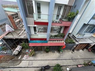 Nhà đẹp lũy bán bích hxh thông 3 tầng giá chỉ hơn 6 tỷ