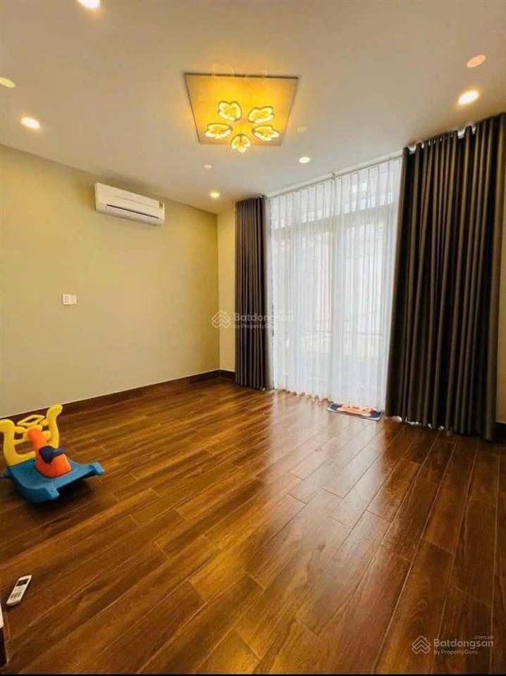 Cho thuê nguyên căn 486/12a phan xích long, phường 3, quận phú nhuận