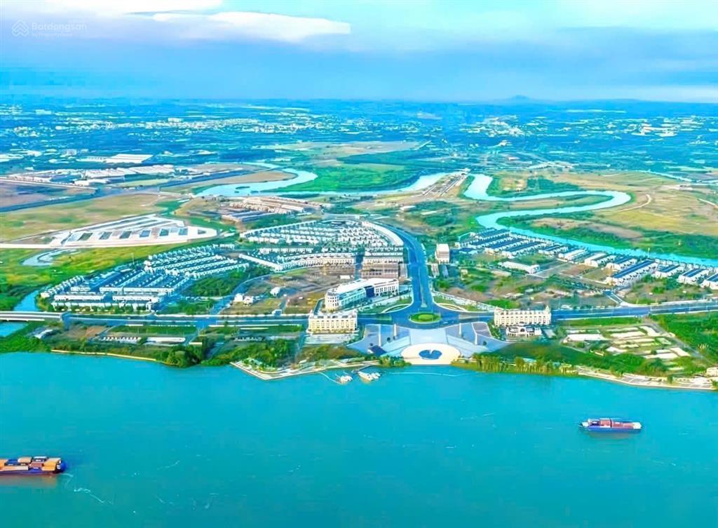 Shophouse mặt tiền trục đường 22m khu suite  trung tâm aqua city, giá 8,9 tỷ full.  0974 597 ***