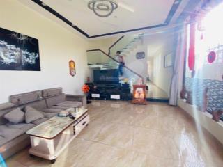 Cần bán nhà 1 trệt 2 lầu phường hiệp hoà sổ riêng thổ cư full đất