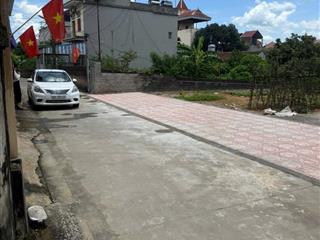 721m2 thuỷ xuân tiên, cách ql6 chỉ 200m, cách siêu thị lan chị xuân mai 1km. bán kính 1km