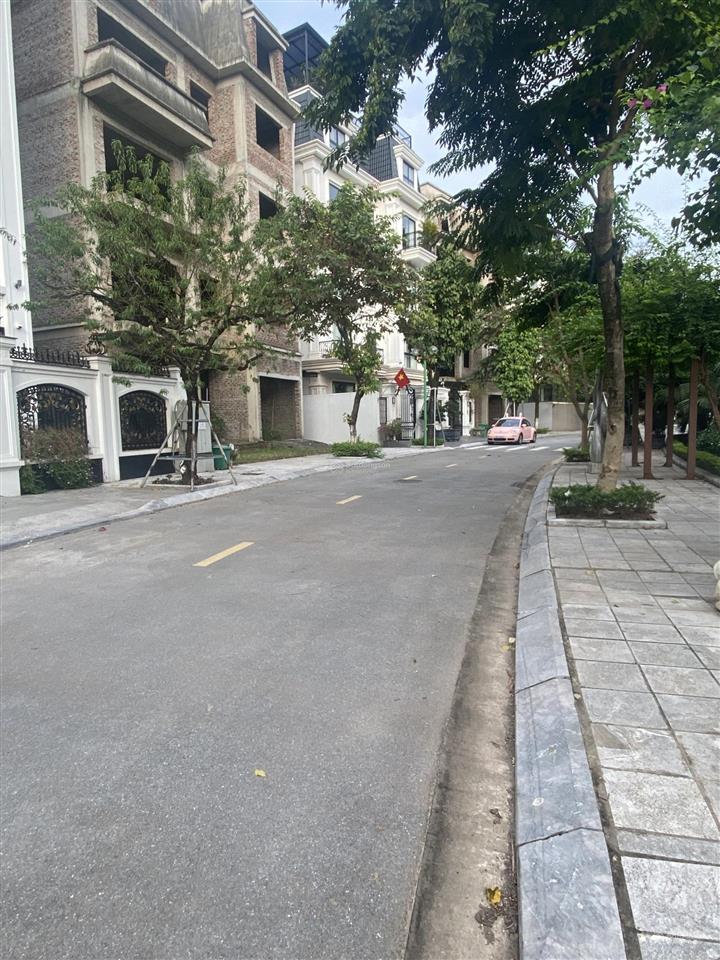 Đầu tư  biệt thự 2 mặt đường lideco, 258m2, mt 15m, đẹp & rẻ nhất dự án, 5 tầng xây thô, view cv