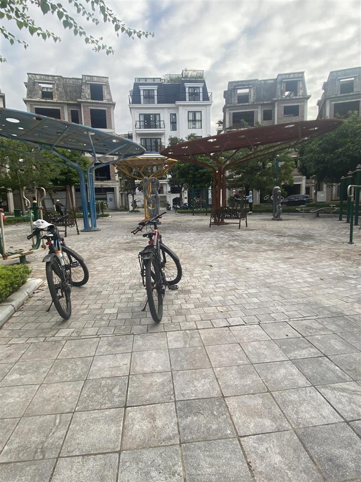 Đầu tư  biệt thự 2 mặt đường lideco, 258m2, mt 15m, đẹp & rẻ nhất dự án, 5 tầng xây thô, view cv