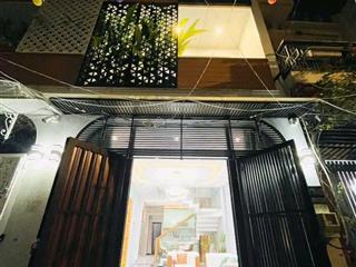 Cô hai về quê cần bán nhà đường nguyễn gia tríq bình thanh,giá 4tỷ050tr/82,5m. đang cho thuê 28tr.