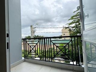 Bán nhà đối diện chợ long phước (q9 cũ) đường lớn, sổ hồng chuẩn, giá chỉ 4,5 tỷ
