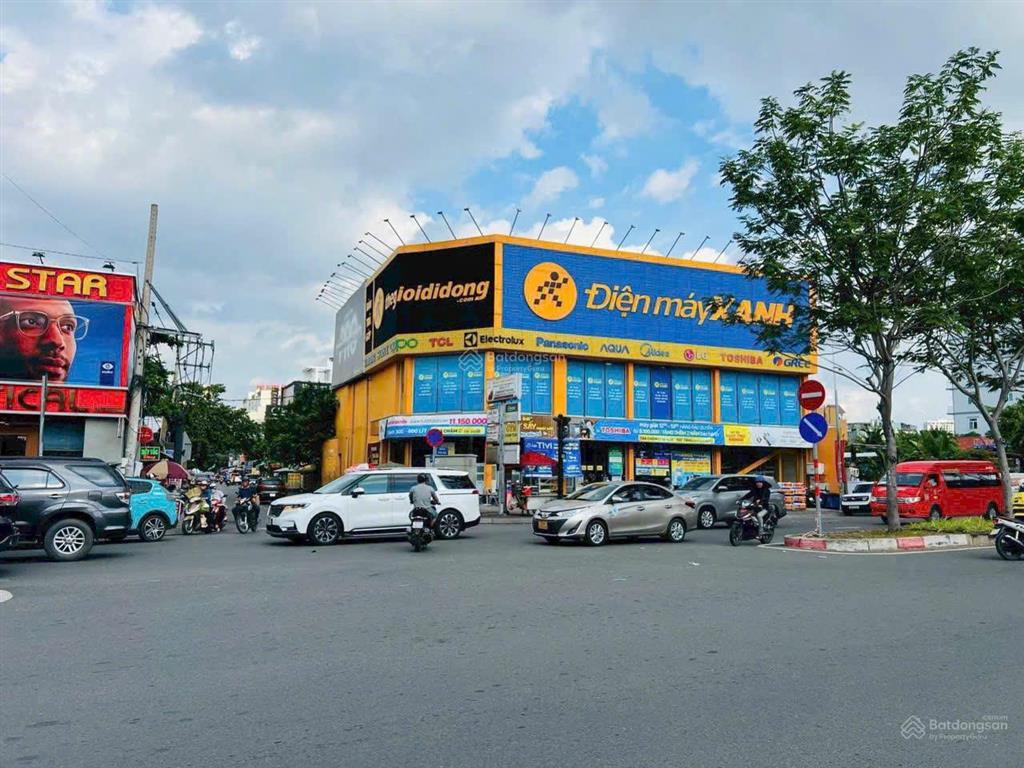 Giảm sốc 50 tỷ  góc 2mt trần não 25x28m (725m2)  hđt 400 tr/tháng  view sông  bán 210 tỷ