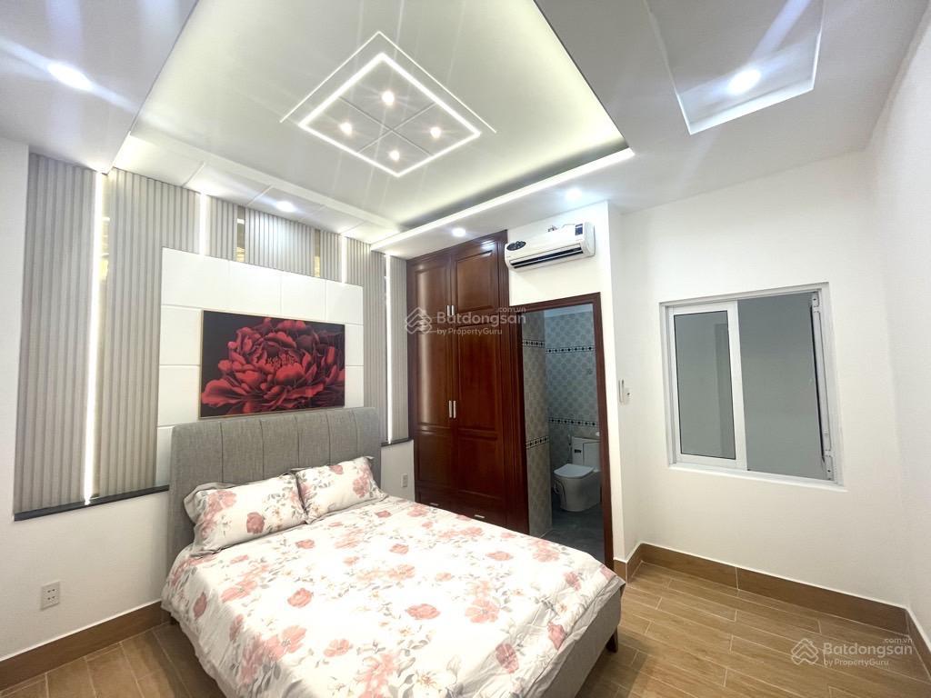 Bán nhà mặt tiền kinh doanh 4 tầng đường số 8 gần công viên làng hoa 62m2( 4x 16) sổ hồng riêng