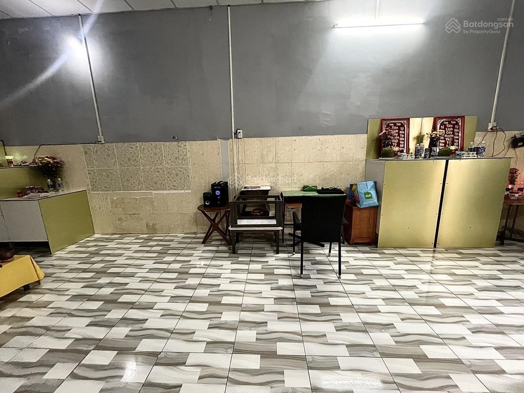 Nhà 2 tầng đẹp hẻm xe hơi đường 10, linh trung, 60 m2, 6,6 tỷ