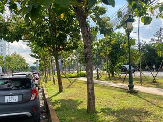 Đất chính chủ góc hai mt  khu tam giác kim cương trần não  song hành  nguyễn hoàng